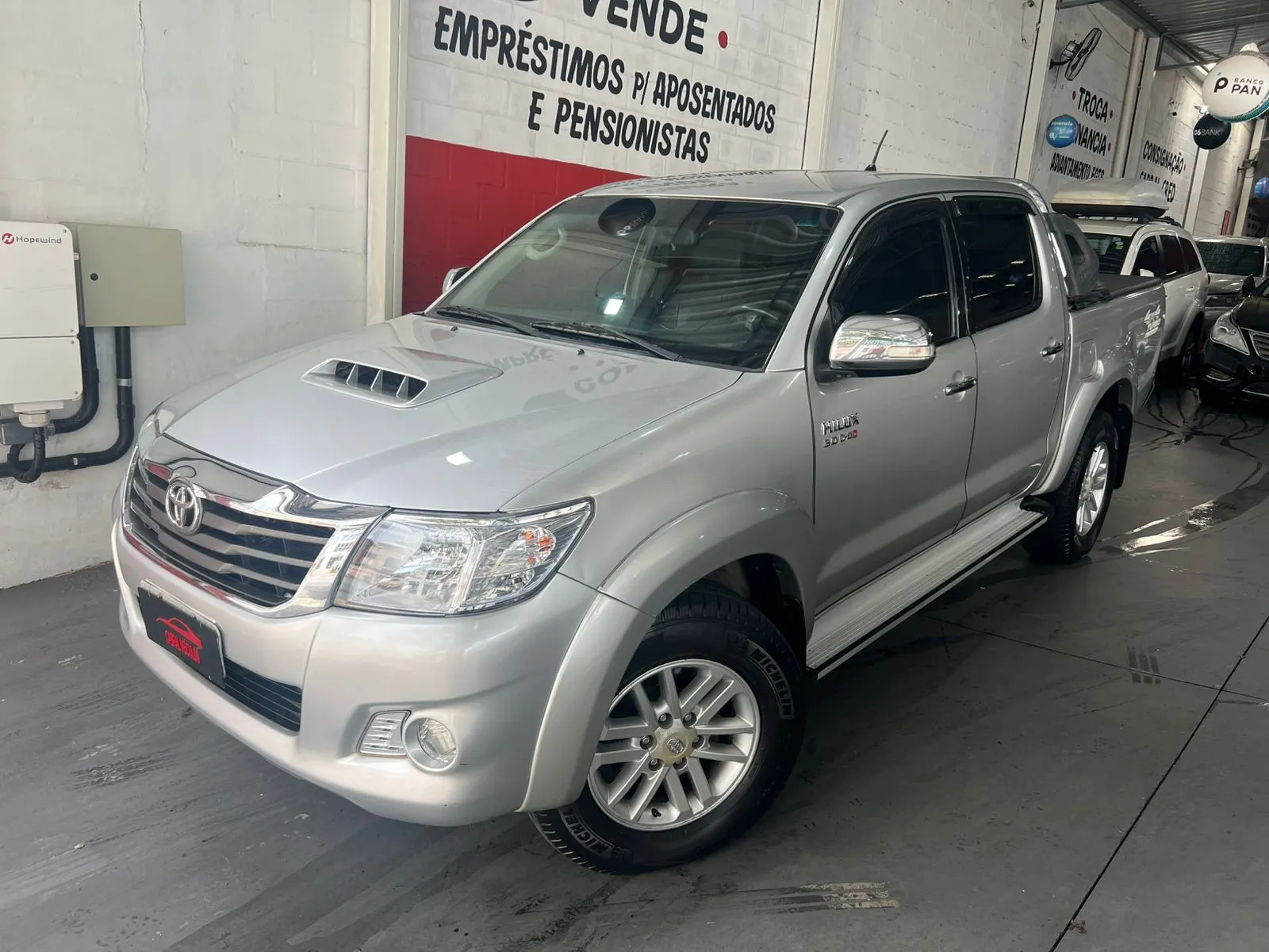 HILUX
